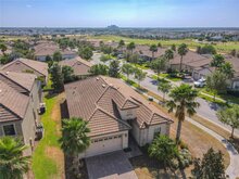 1323 Moss Creek Ln, Davenport, FL, 33896 - MLS S5083118